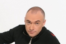 Евгений Кобылянский выпустил две новые песни
